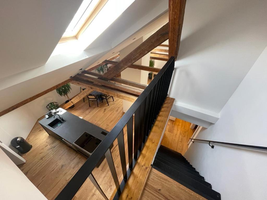 Split Rooftop Loft Exterior photo